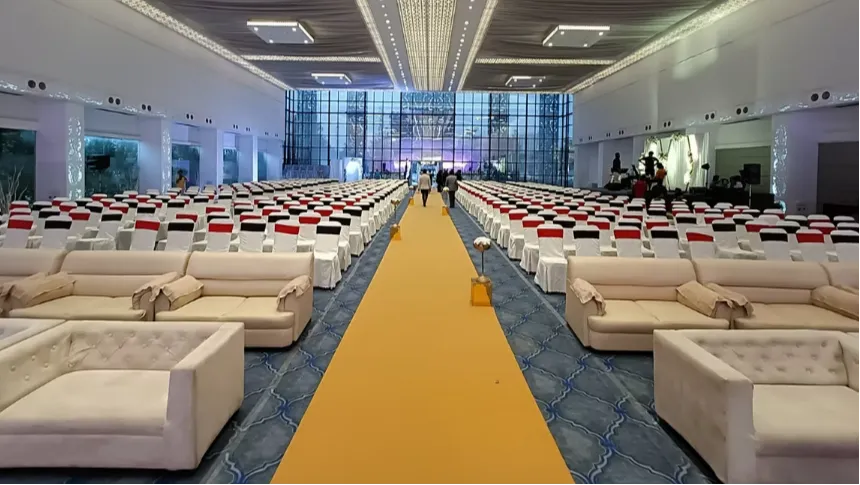 Hall 2 (Nila)